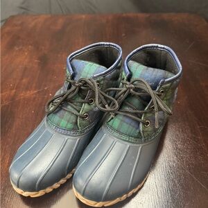 St. John's Bay Blue and Green Plaid Winter Boots